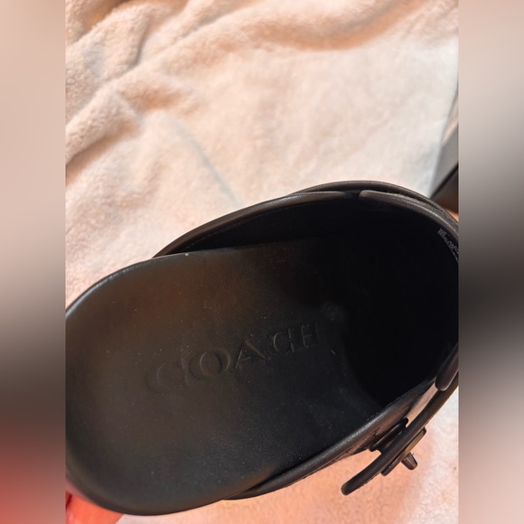 Men’s 7.5 or womens 9.5 coach clog slide black coach print with buckle - Picture 5 of 6